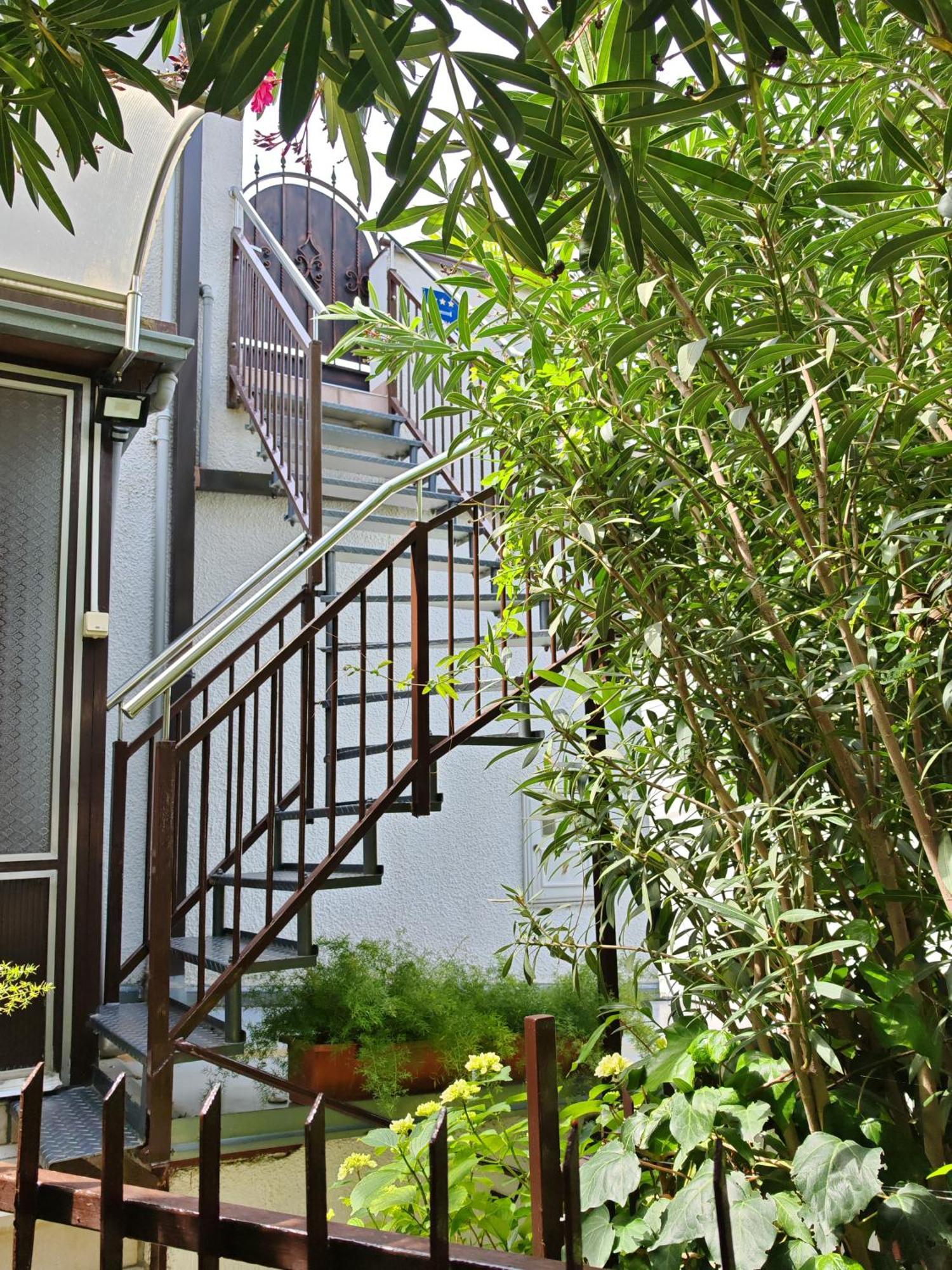 Apartman Vera 茨里克韦尼察 外观 照片